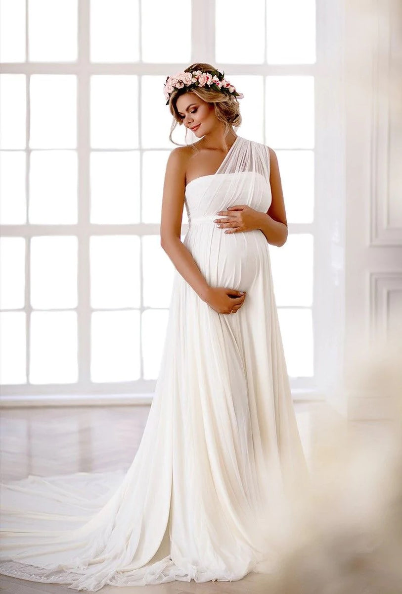 White Long Trail Maternity Gown White Maternity Photoshoot Gowns