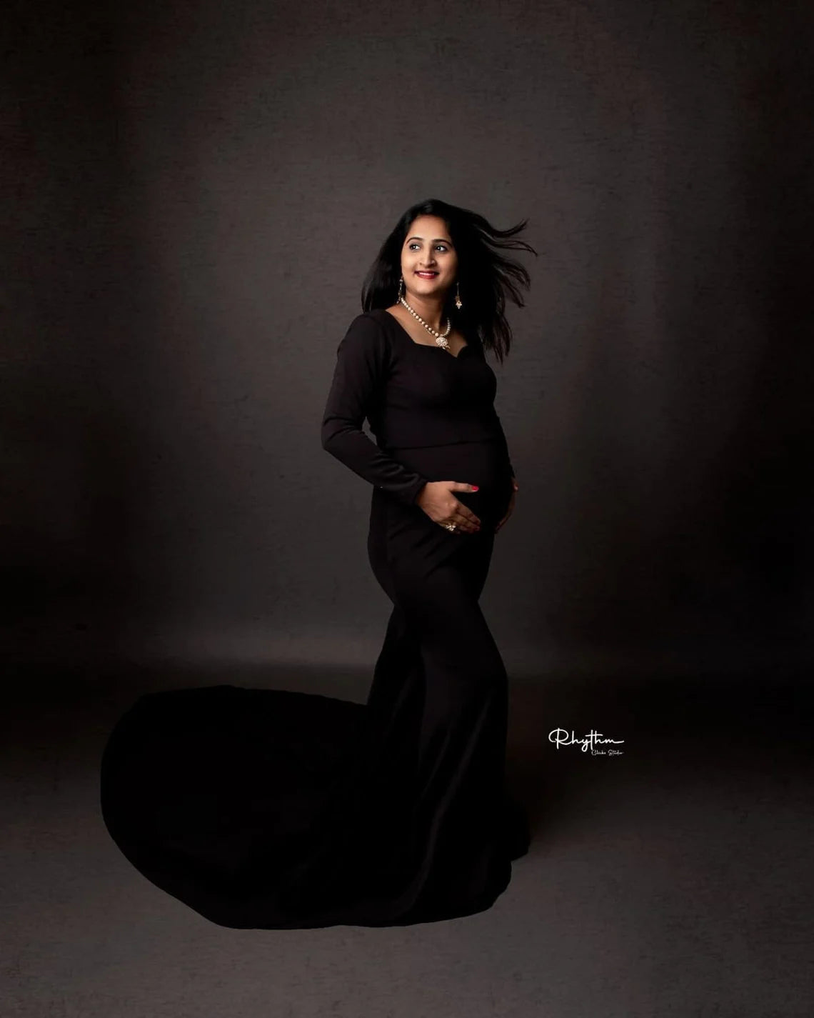 Timeless Beauty Maternity Photoshoot Dress in Stretchable Black