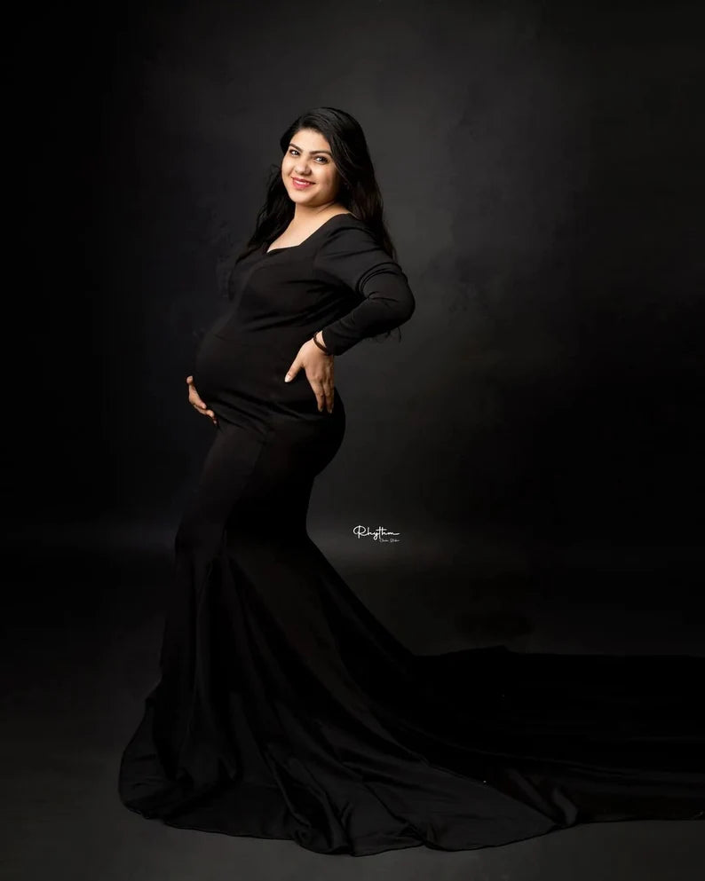 Black Maternity Gown For Photoshoot
