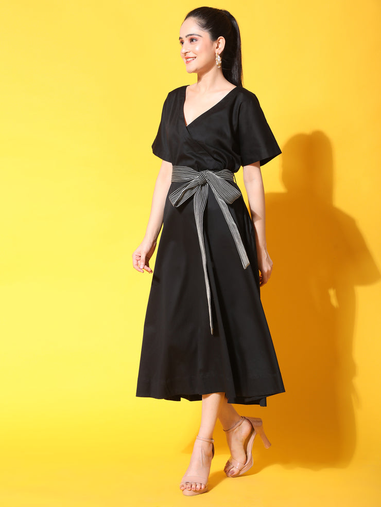 black cotton dress with belt side 1