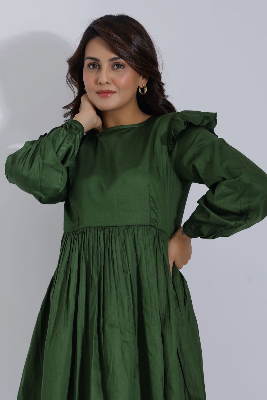 Dark Green Dress With Sleeves For Women closeup 1