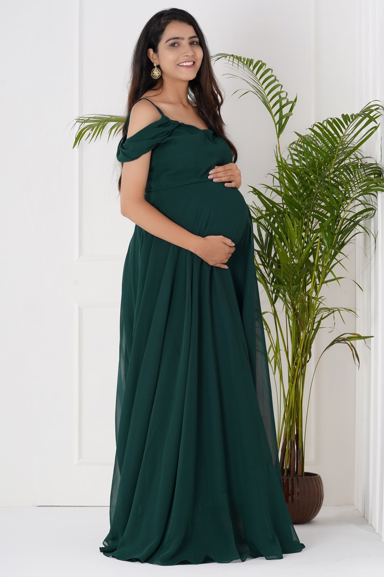Timeless Elegance: Emerald Green Maternity Gown with Cold Shoulder