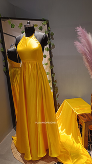 Outdoor Pre wedding Photoshoot Dress
