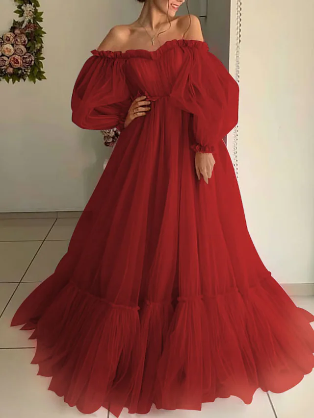Red Tulle Maternity Dress for Maternity Photoshoot