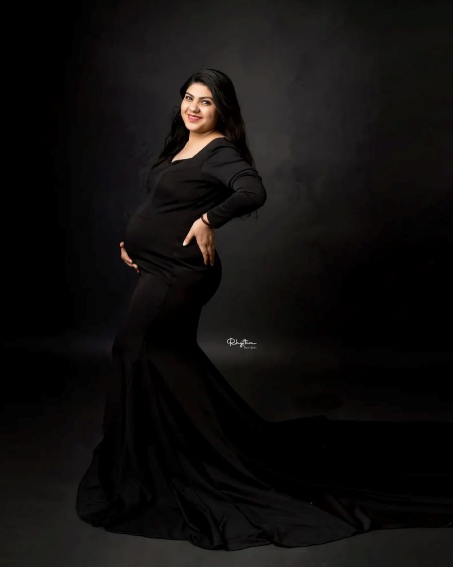 Timeless Beauty: Maternity Photoshoot Dress in Stretchable Black Plum and Peaches Timeless Beauty: Maternity Photoshoot Dress in Stretchable Black Plum and Peaches