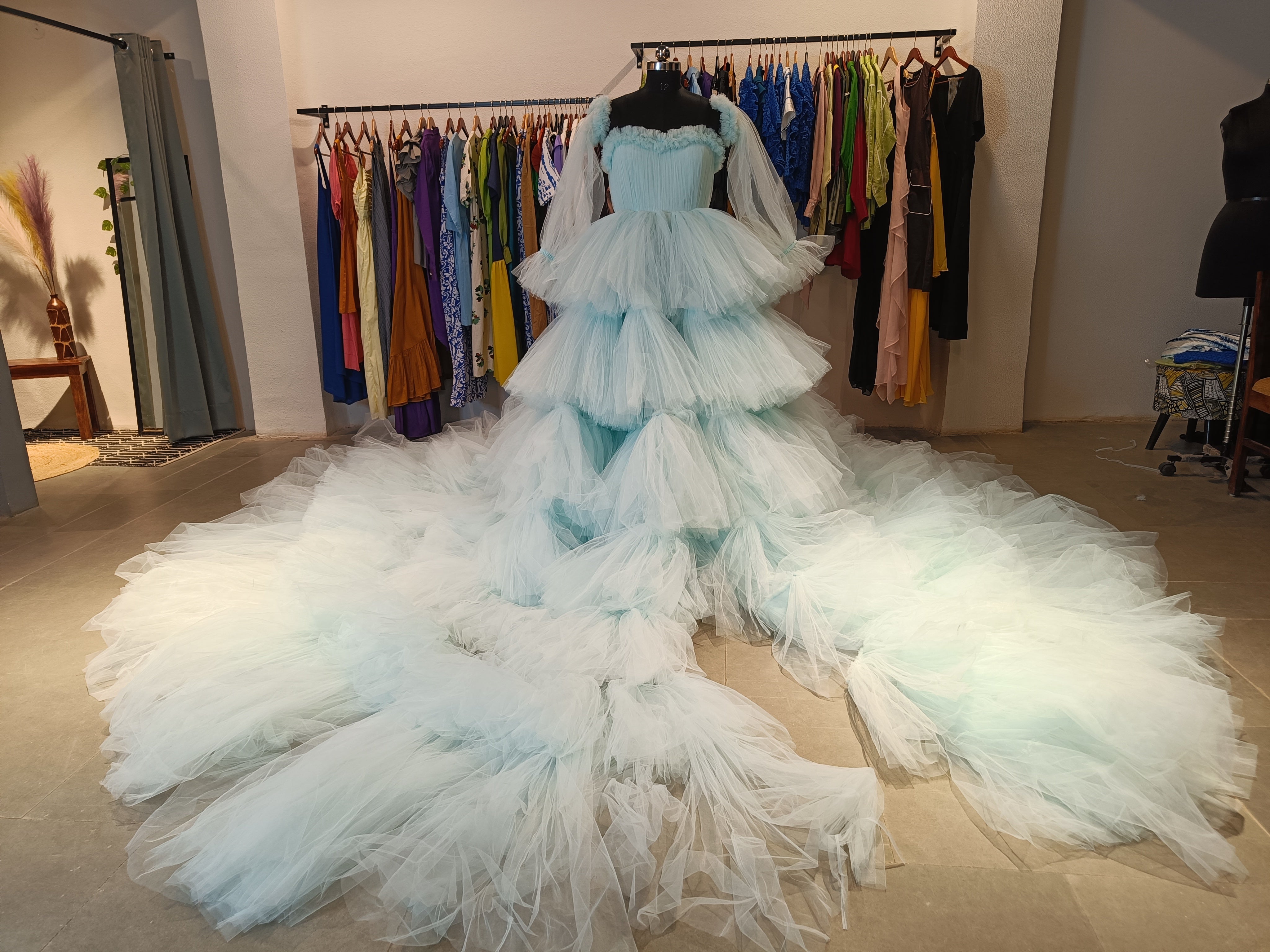 Tulle gown with long trail full 1
